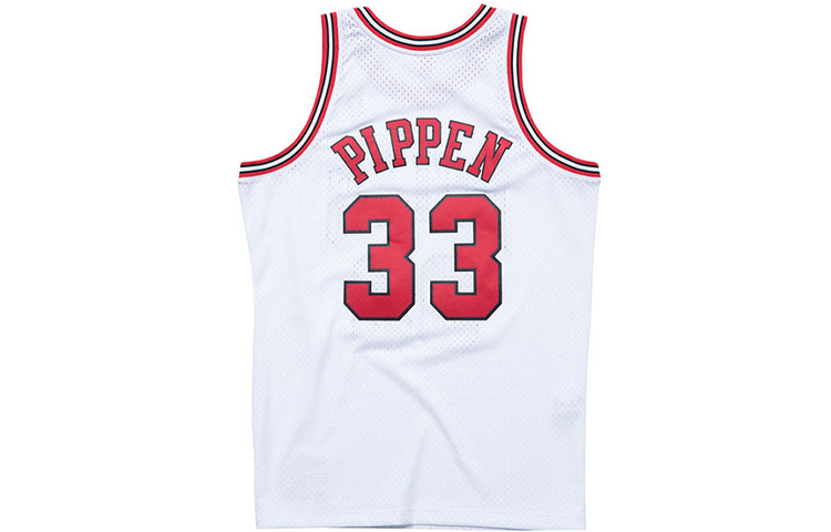 Mitchell & Ness Chicago Bulls Home 1997 98 Scottie Pippen Swingman Jersey