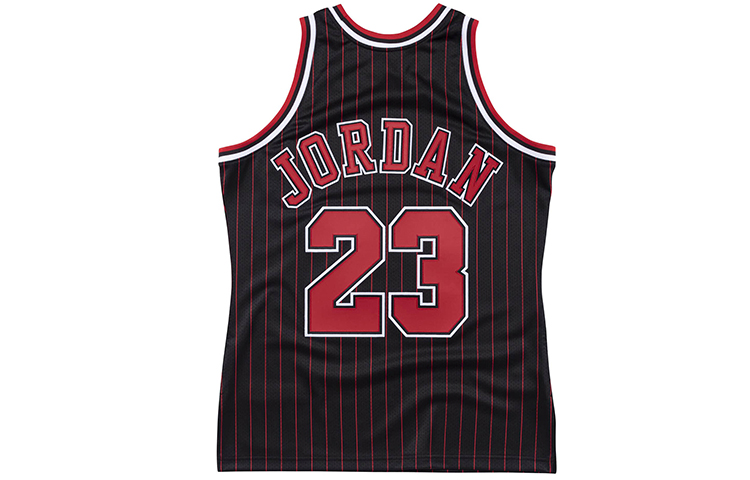 Mitchell & Ness Chicago Bulls 1995 96 Michael Jordan Authentic Jersey