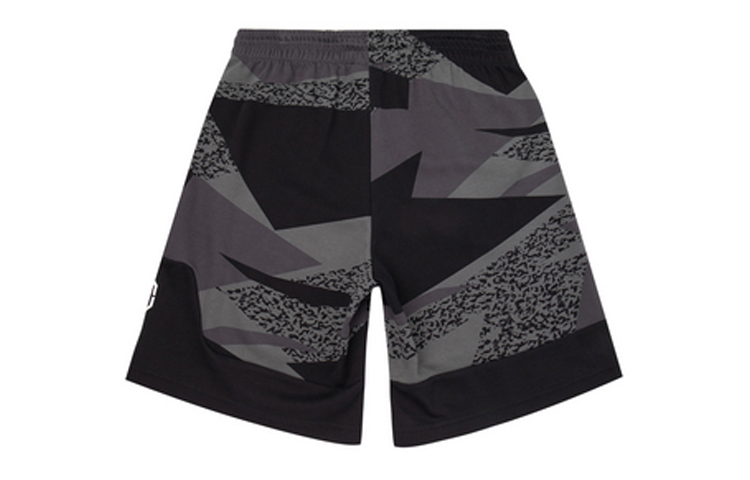 Li Ning Sports Shorts Men’s Black Moderate