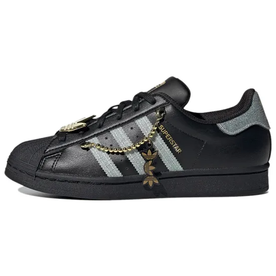 Superstar Women's Adidas Originals 'Sneaker Queen' Women's