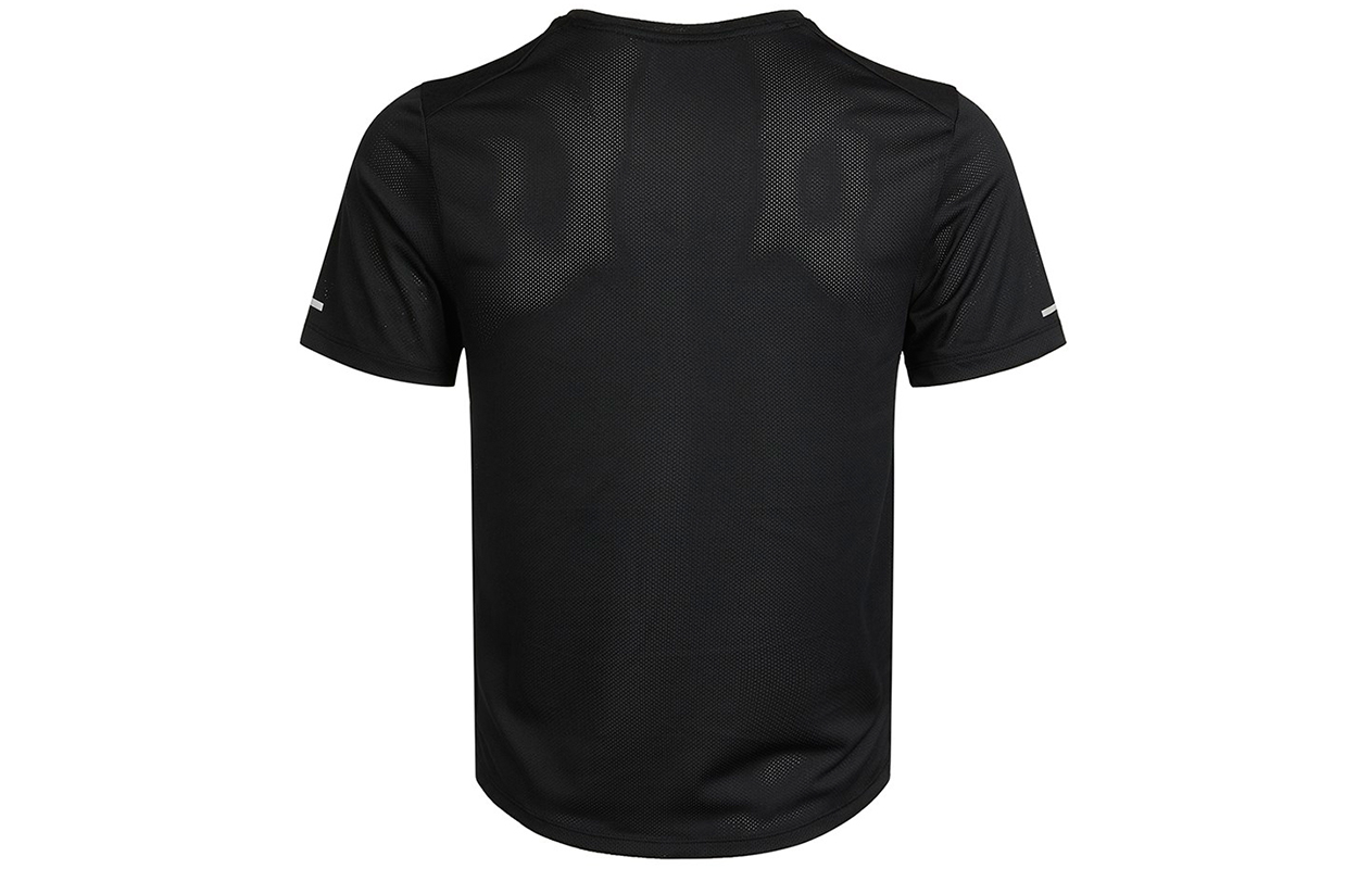 Мужская футболка Nike Dri-FIT Running (черная) — фото 2