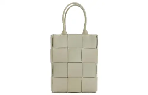 Bottega Veneta Sheepskin Handbag Women's Gray