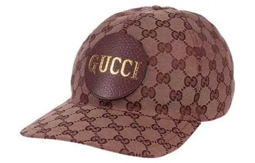 GUCCI Gg Canvas Velcro Strap Baseball Cap