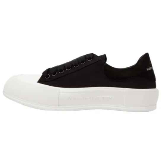 Alexander McQueen Deck Canvas Shoes Men Low-Top Black White
