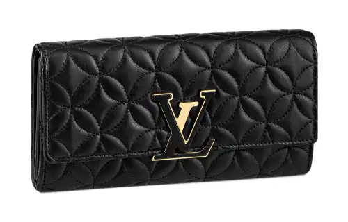 LOUIS VUITTON Capucines Lambskin Capson Wallet Regular Women's Black