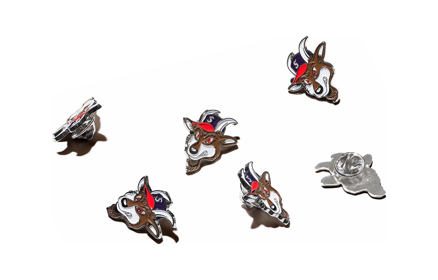 Брошь Supreme SS22 WEEK20 GOAT PIN (коричневая)
