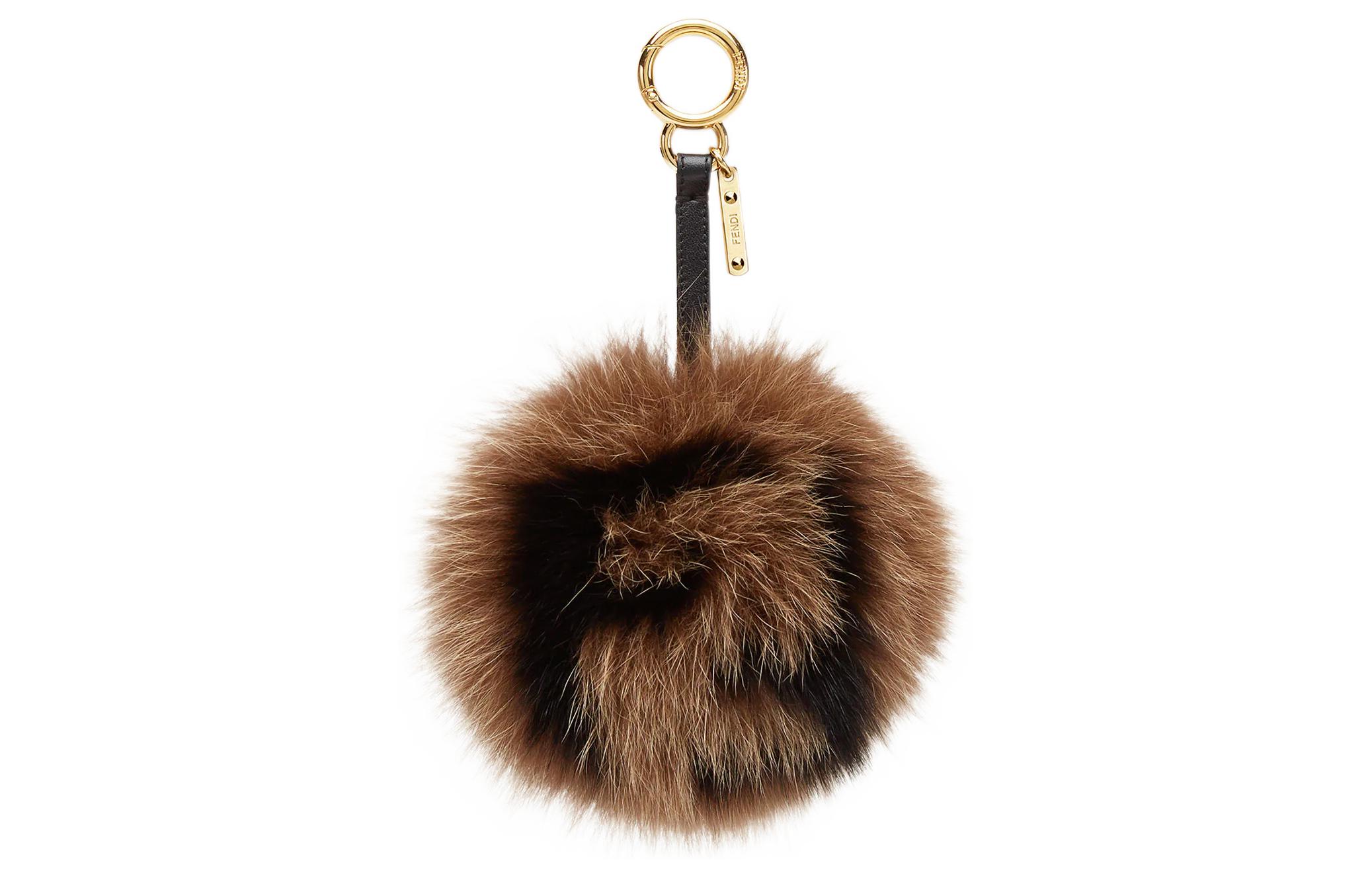 Кулоны Fendi