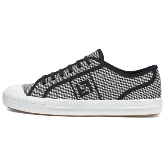 FENDI Domino Skateboard Shoes Men Low-Top Black White