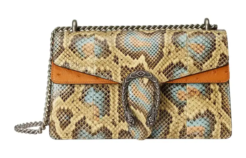 GUCCI Dionysus Shoulder Bags
