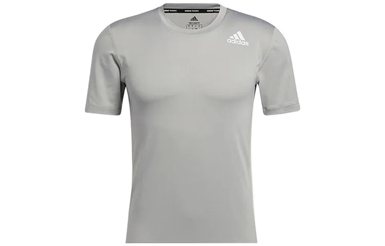 Adidas T-Shirts Men's Crew Neck Moderate Straight Fit