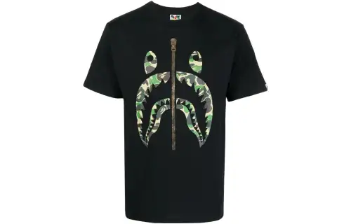 A BATHING APE ® Graphic print T Shirt