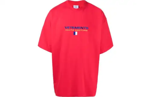Vetements T Shirts Unisex Red Crew Neck Moderate Straight Fit