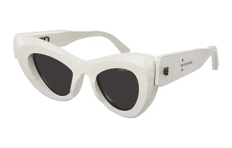 cat-eye logo-print sunglasses