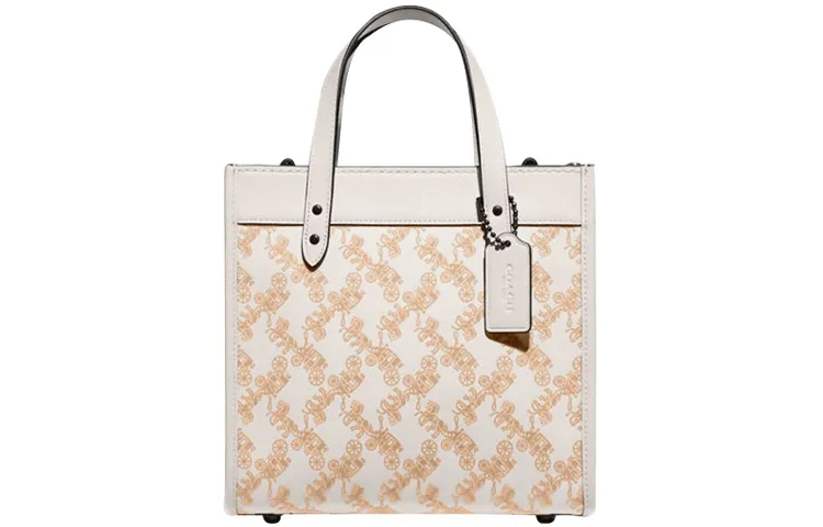 COACH Field Cow Leather Tote Bag, Shopping Bag, Handbag, Shoulder Bag, Crossbody Bag Medium Women's White