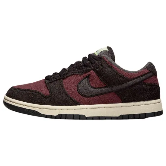 Nike Dunk Low SE Fleece Pack Burgundy Crush Women's