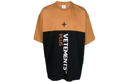 Vetements T Shirts Men's Orange Crew Neck Moderate Straight Fit