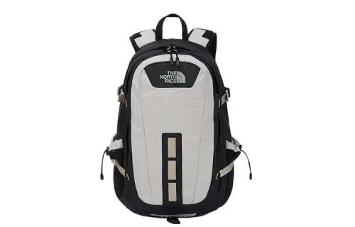 THE NORTH FACE 28L Backpack Outdoor Bag Recycled Nylon Ecru Unisex