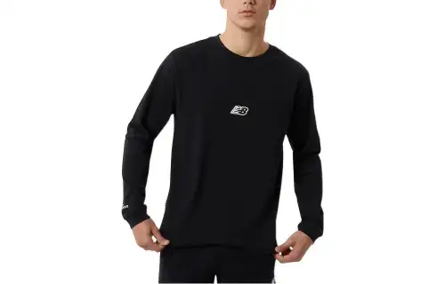 New Balance T Shirts Men's Black Crew Neck Moderate Straight Fit