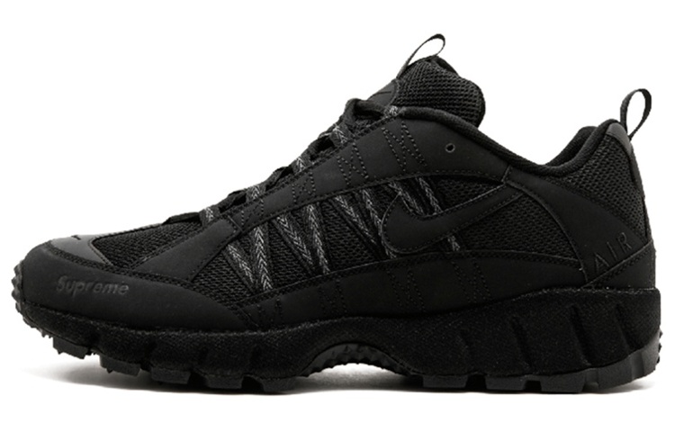 Supreme x Nike Air Humara 17 Triple Black