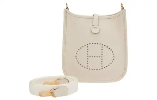 HERMES Evelyne Clemence Bullock Leather Crossbody Bag, Shoulder Bag 16 Women's 10 Craie Milkshake White