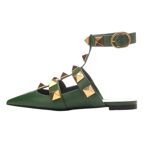 Valentino Roman Stud Casual Single Shoes Women's Green