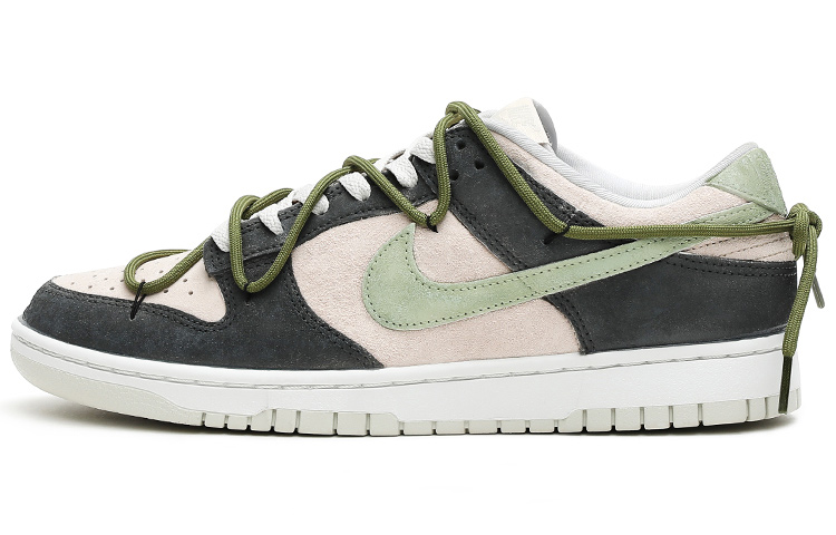 Nike Dunk Low Retro PRM 