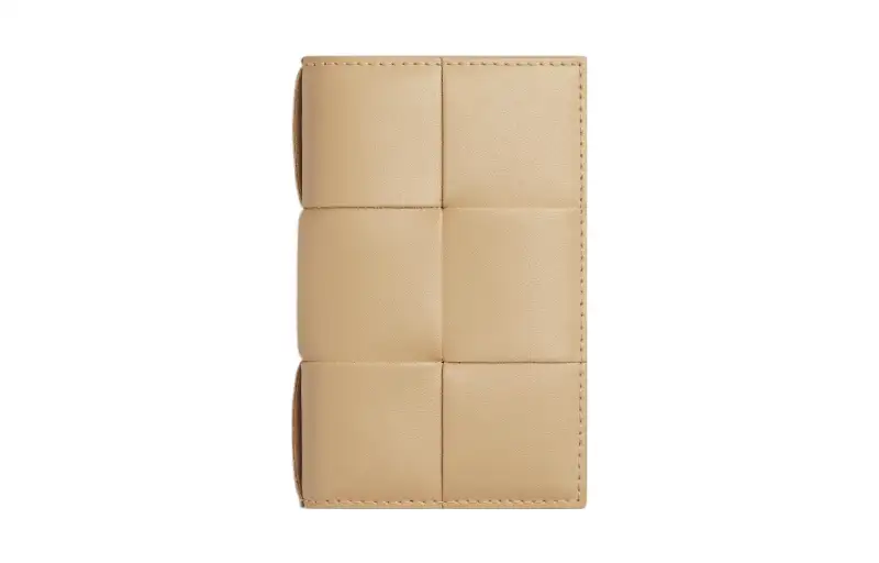 Bottega Veneta Calfskin Wallet, Card Holder Men's Beige