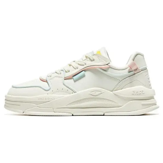 Erke White Peach Wear-resistant And Lightweight Low-Top Skateboard Shoes Women's White Blue