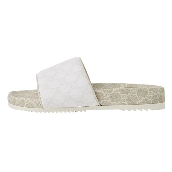 GUCCI GG Supreme Sandals