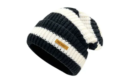 FREE RABBITⅡ Yarn Beanies Unisex