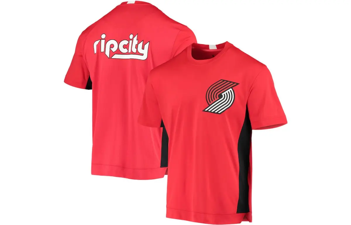 Nike T-Shirts Men's Red Crew Neck Moderate Straight Fit