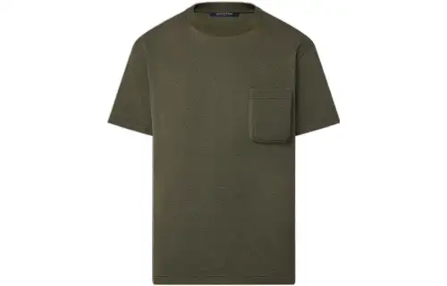 LOUIS VUITTON Lvse Signature 3D Pocket Monogram T shirt
