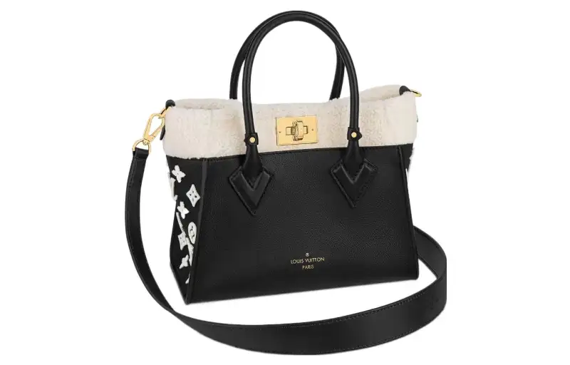 LOUIS VUITTON On My Side Shearling With Grain Cow Leather Shoulder Bag, Crossbody Bag, Handbag Small Women's