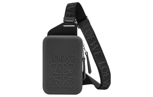 LOEWE Molded Sling In Diamond Rubber And Calfskin Black