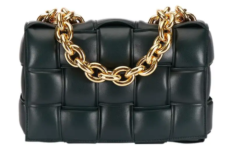 Bottega Veneta Chain Cassette Shoulder Bags