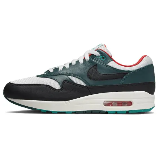 Nike Air Max 1 LeBron James Liverpool F.C.