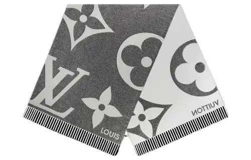 LOUIS VUITTON Ultimate Shine Scarf