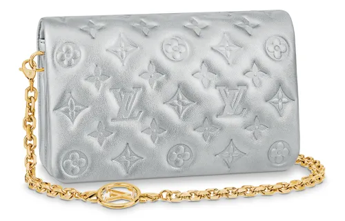 LOUIS VUITTON Pochette Coussin