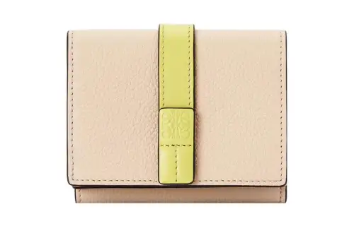 LOEWE Soft Grain Calfskin Wallet Women's Nude/Lemongrass