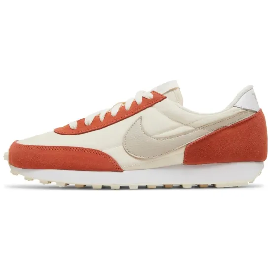 Nike Daybreak Pale Ivory Desert Sand Women's
