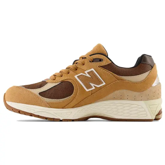 New Balance 2002R Gore-Tex Tobacco