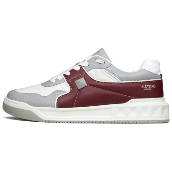 Valentino One Stud Skateboard Shoes Men Low-Top White Red Gray
