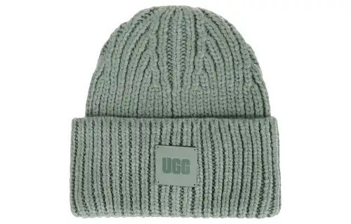 Ugg chunky-knit beanie hat