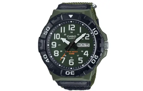 CASIO Quartz Movement Fabric Strap Watch Men's Watches Green Dial