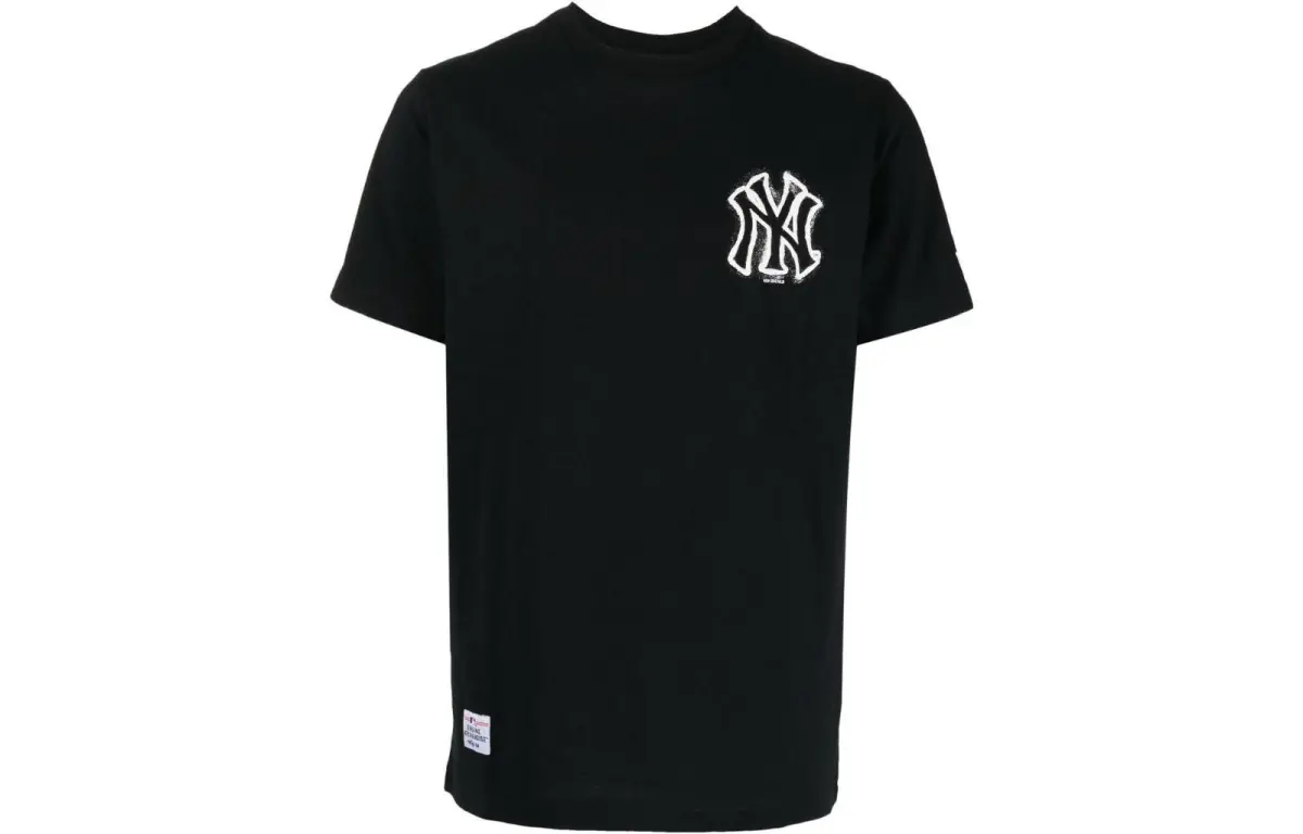 New Era T-Shirts Unisex Black Crew Neck Moderate Straight Fit
