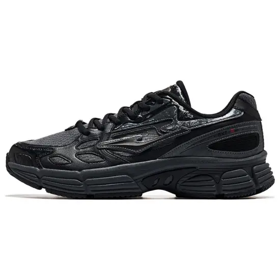 Erke Mountain Anti-Slip Wear-Resistant Low-Top Sports Casual Shoes Jet Black