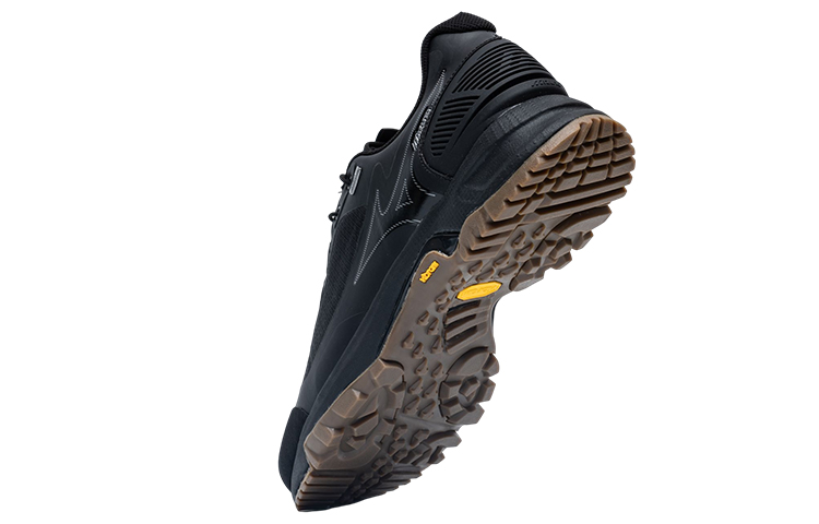 Mizuno GM Crosswild