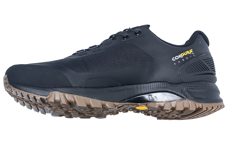Mizuno GM Crosswild