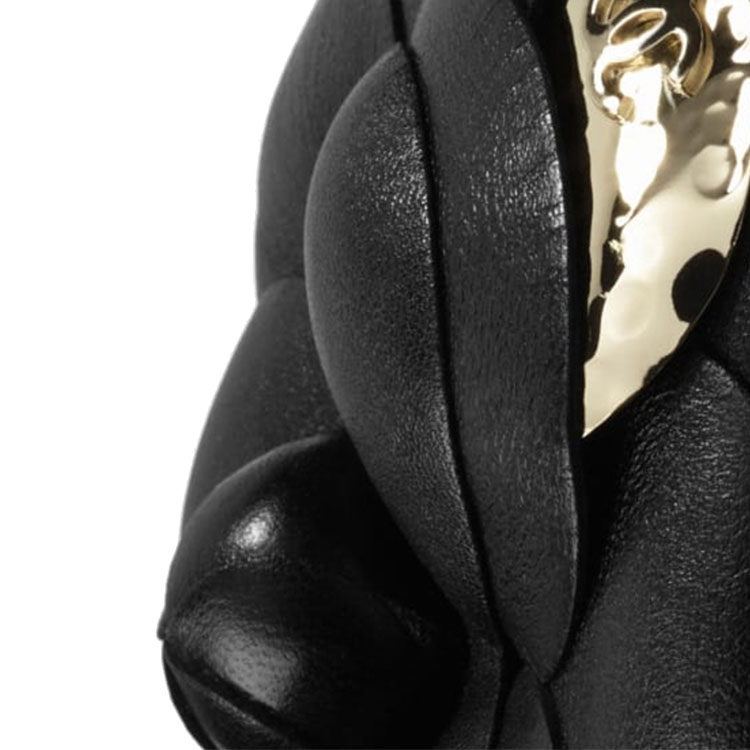 Женская сумка Chanel Camellia (черная) — фото 6