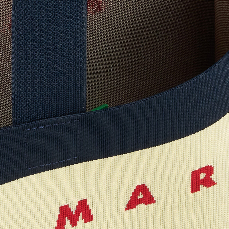 Photo 11435517
